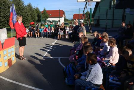SPREJEM PRVOŠOLČKOV BEGUNJE 05 FOTO LJUBO VUKELIČ